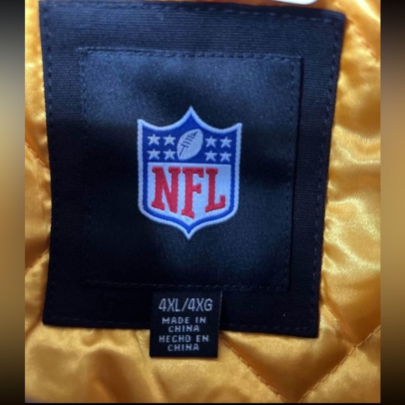 Pittsburg Steelers Vintage Varsity Jacket - Picture 5 of 10